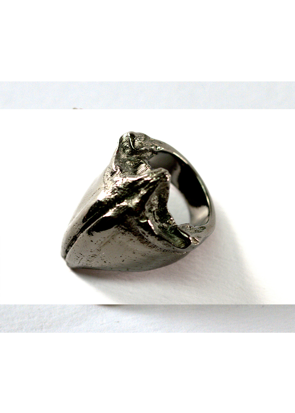 mandible ring, black rhodanized