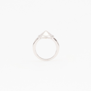 Andi-FW-23-24-Products_Ring2_Silver-Kopie_web_1500x1500